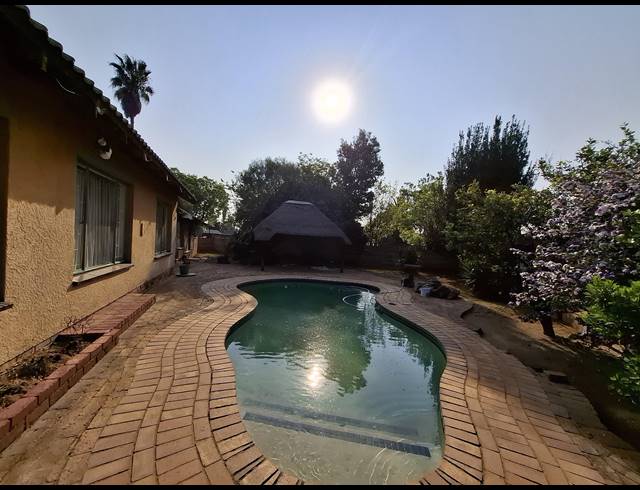 4 BEDROOM HOUSE FOR SALE IN BRAKPAN NORTH